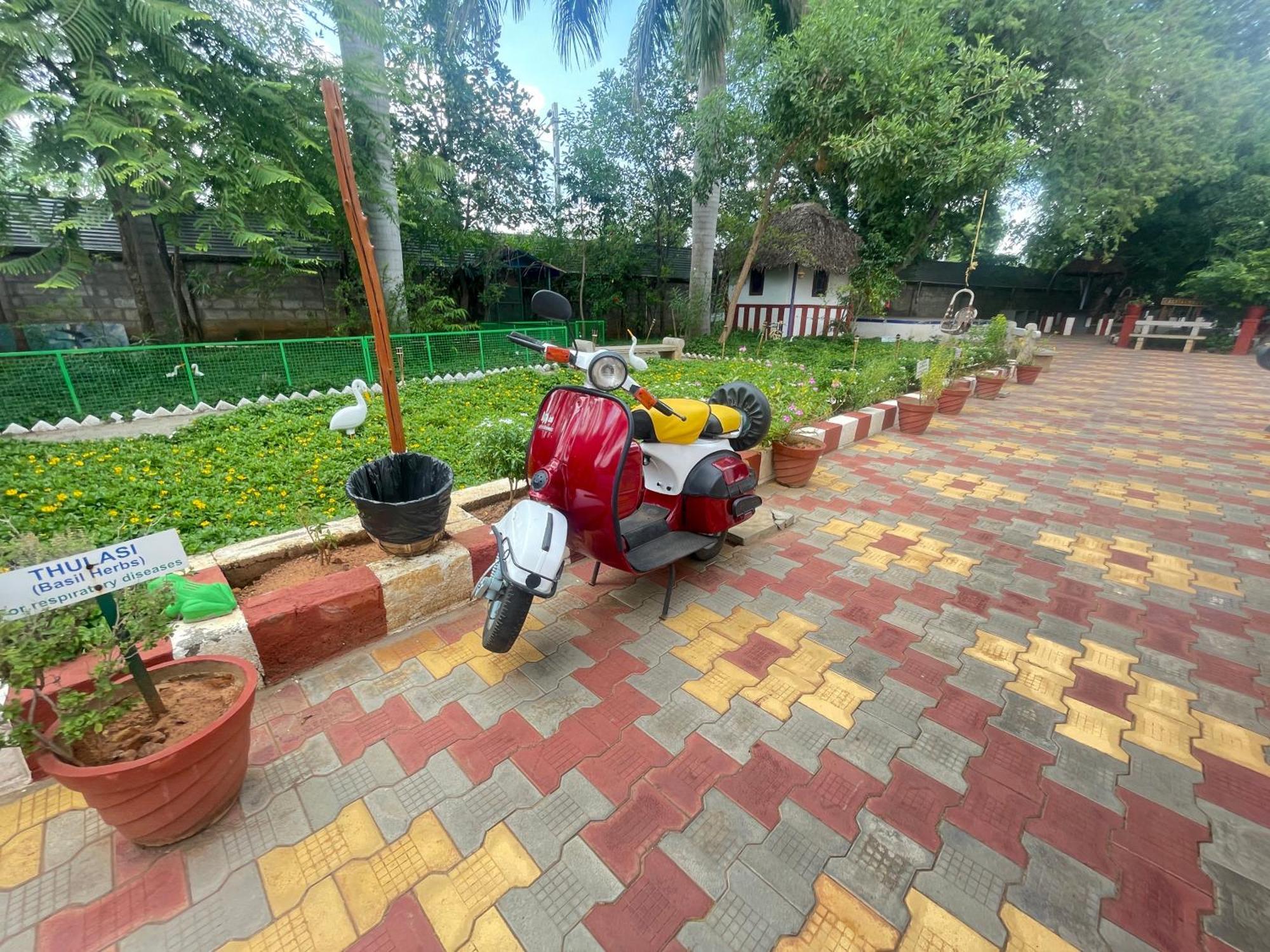 Chola Heritage Resort Kāraikkudi Buitenkant foto